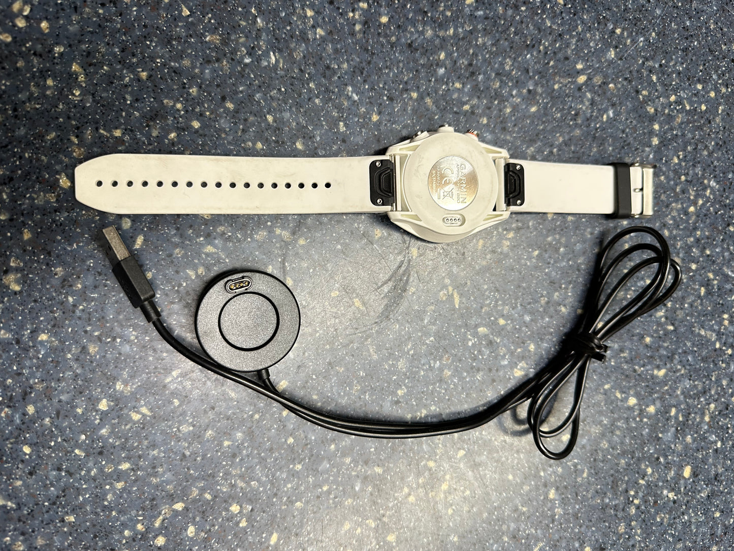 Super! Garmin Approach S60 - White Golf Watch - Watch and charging cable