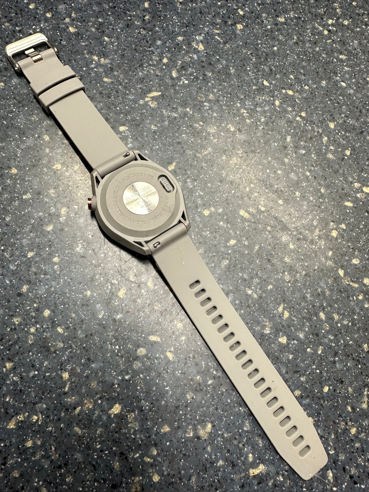 Super! Garmin Approach S40 - Gray Golf Watch - Watch and charging cable