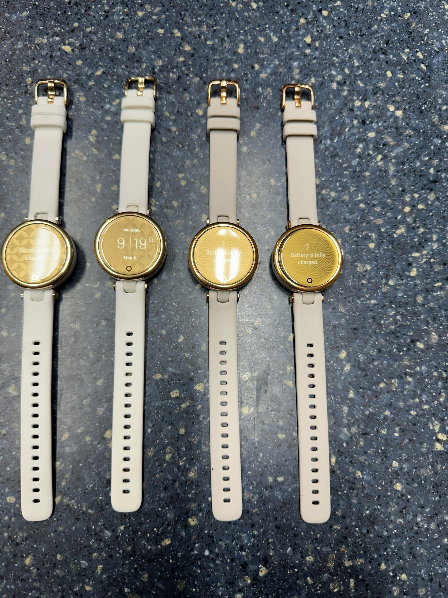 Super! Garmin Lily Watch New Battery Golf GPS Gray or White - Tested