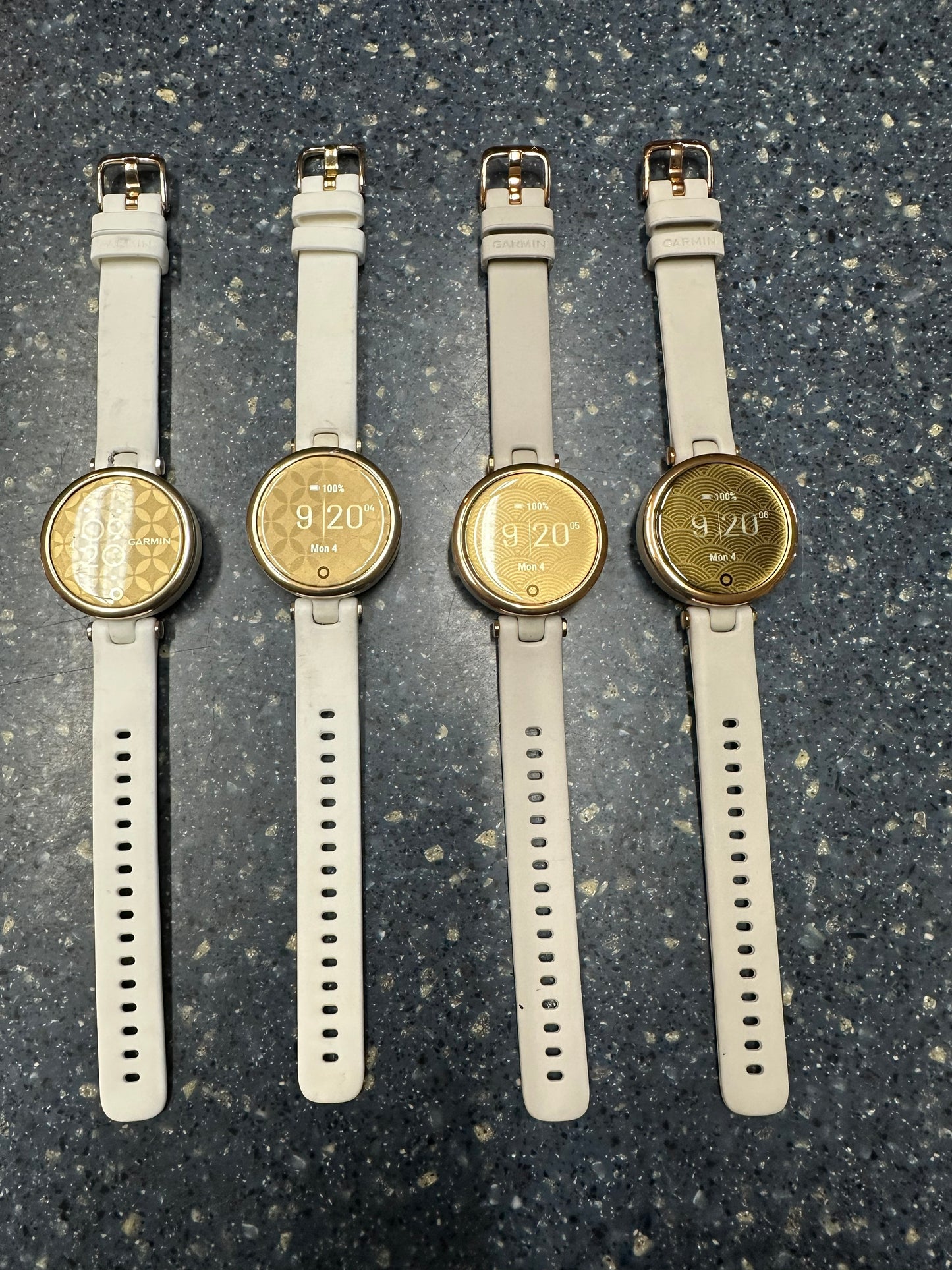 Super! Garmin Lily Watch New Battery Golf GPS Gray or White - Tested